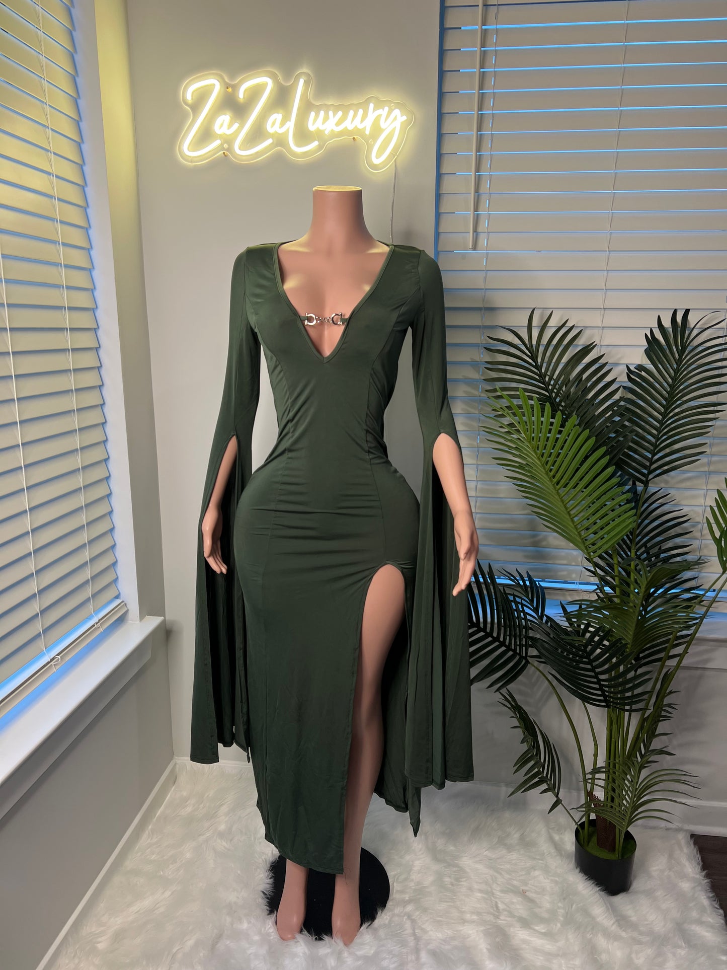 Flyaway dress